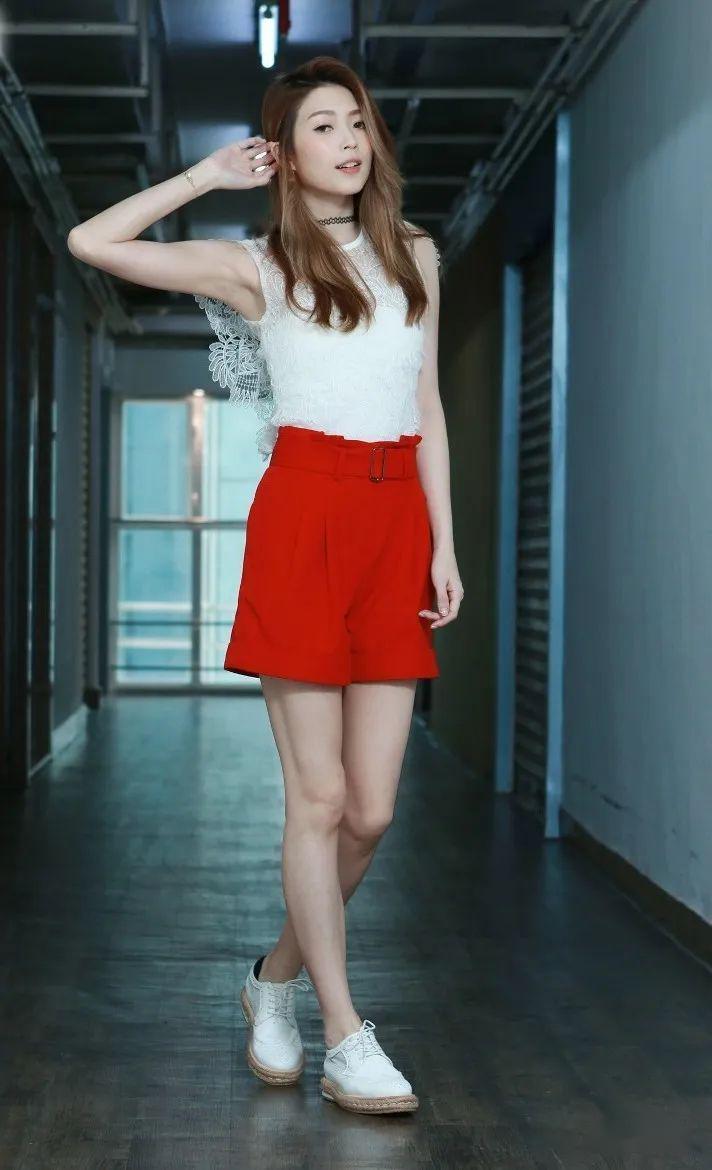 连诗雅伤心泪崩首认分手!