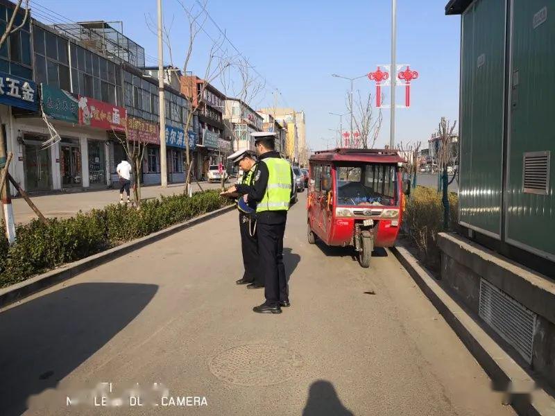 国道307线路东非机动车道驾驶珠峰牌电动三轮车武某(男,清徐县清源镇