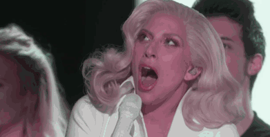 ladygaga做了一件和35年前一样温暖世界的事