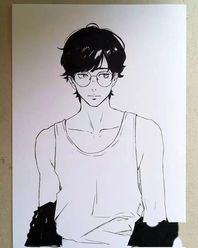 帅气男生动漫手绘黑白单色线稿这样画效果出众