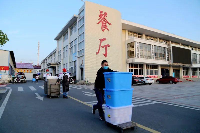 多图探访毛坦厂中学高三学生返校学习实况