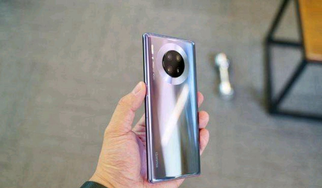 华为mate40pro渲染图曝光麒麟1020处理器120hz高刷屏诚意十足