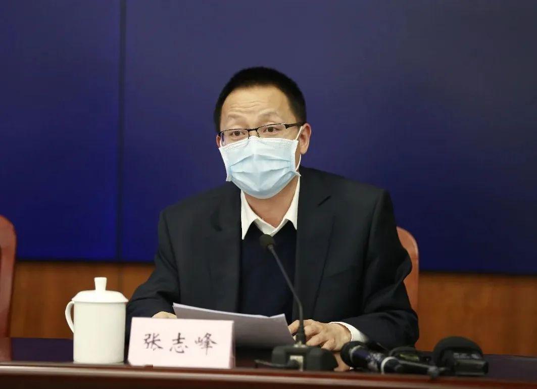 中国铁塔山西省分公司副总经理张志峰:各位媒体朋友:大家上午好!