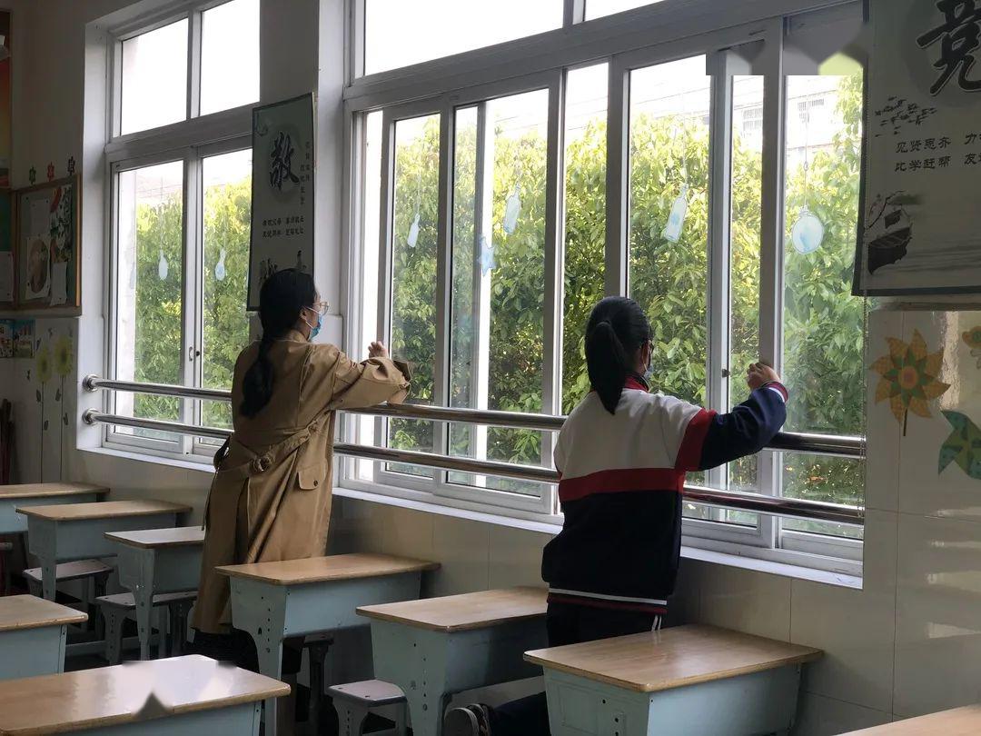 春已暖 学子归——金清镇实验小学开展复学应急演练