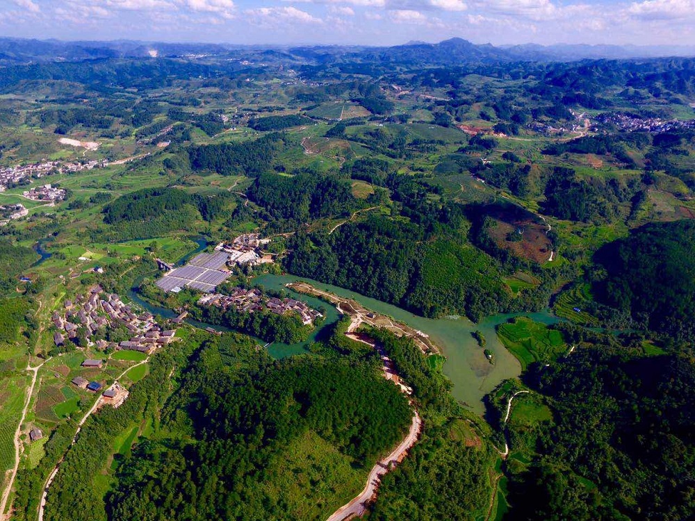 貴州有一處具有傳奇和秀美地方,黔東南旅遊苗寨:烏羊麻景區_麻江縣