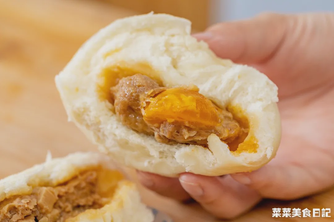 网购关键词:singshua信华食品旗舰店 叉烧包