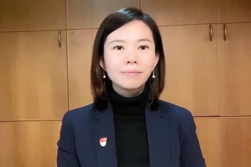 深圳校友会会长温武队,时代中国控股党委书记李玲玲作为校友与校友