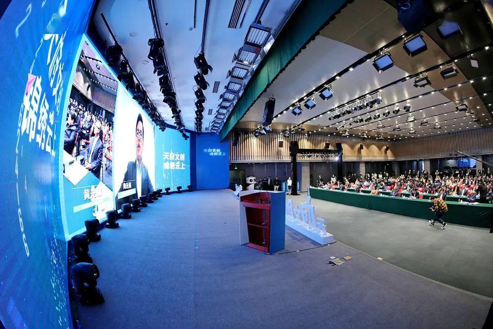 路演"图片来源:主办方提供美国好莱坞国际电影学院(vfs)是新一代文娱