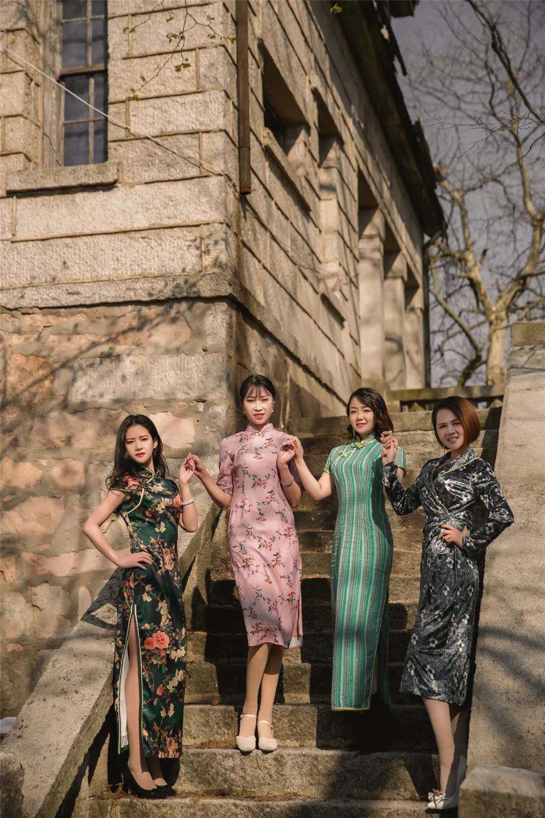 东方美人不仅美在形体,更美在神韵,如云鹤清婉,金步摇,霓裳舞,一颦