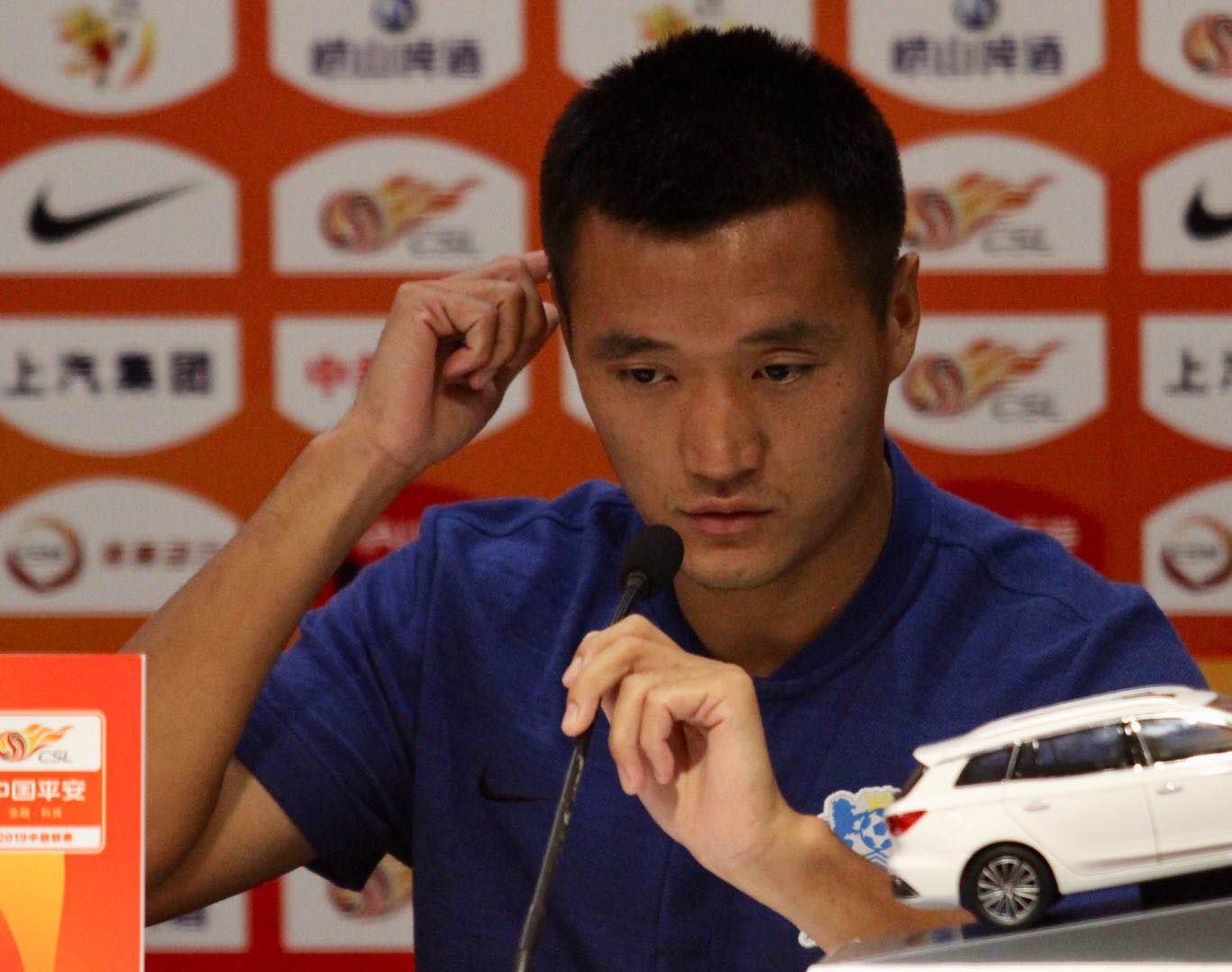 唐淼:珍惜国足环境 与医护人员比压力微不足道