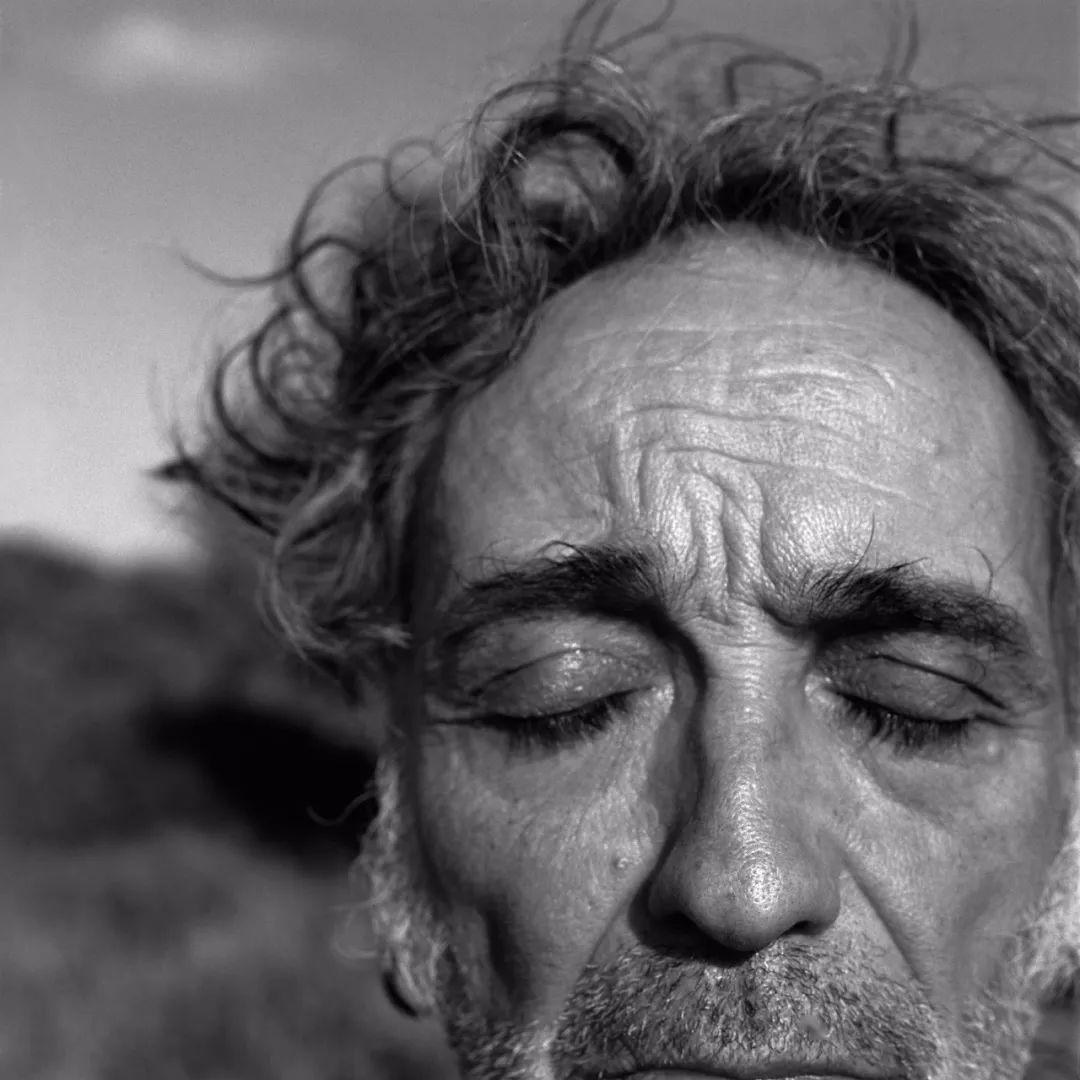 阿尔贝托·加西亚·阿历克斯(alberto garcía alix)1956年生于西班牙