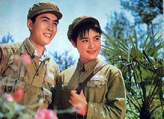 唐国强妻壮丽当年颜值媲美刘晓庆张金玲,《巍巍昆仑》中靓压群芳_剧照