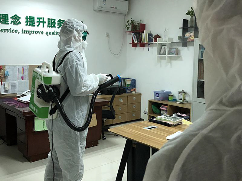 消毒杀菌共同战疫普罗旺世幼儿园展开无死角消毒工作