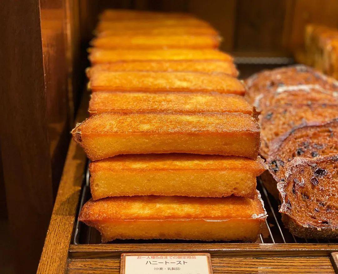 一家专注面包的烘焙店