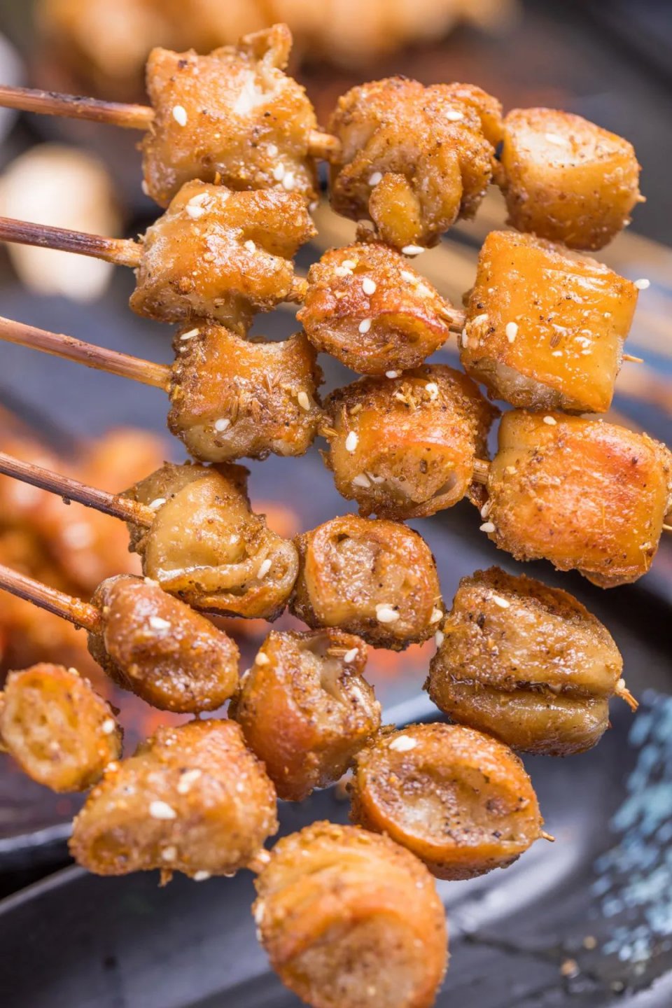 福田22年路边摊开豪车也要来吃烤肥肠深圳也就它了