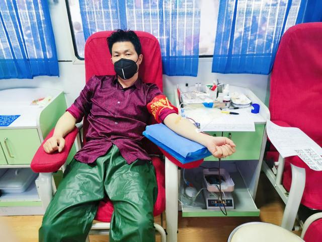 原创心手相牵战疫情记抗击疫情的田亚平