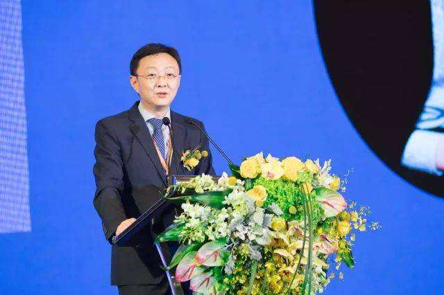 100万,中了宗馥莉同款骗局…这位拗不过父亲的二代,准备接班了_郭晓群