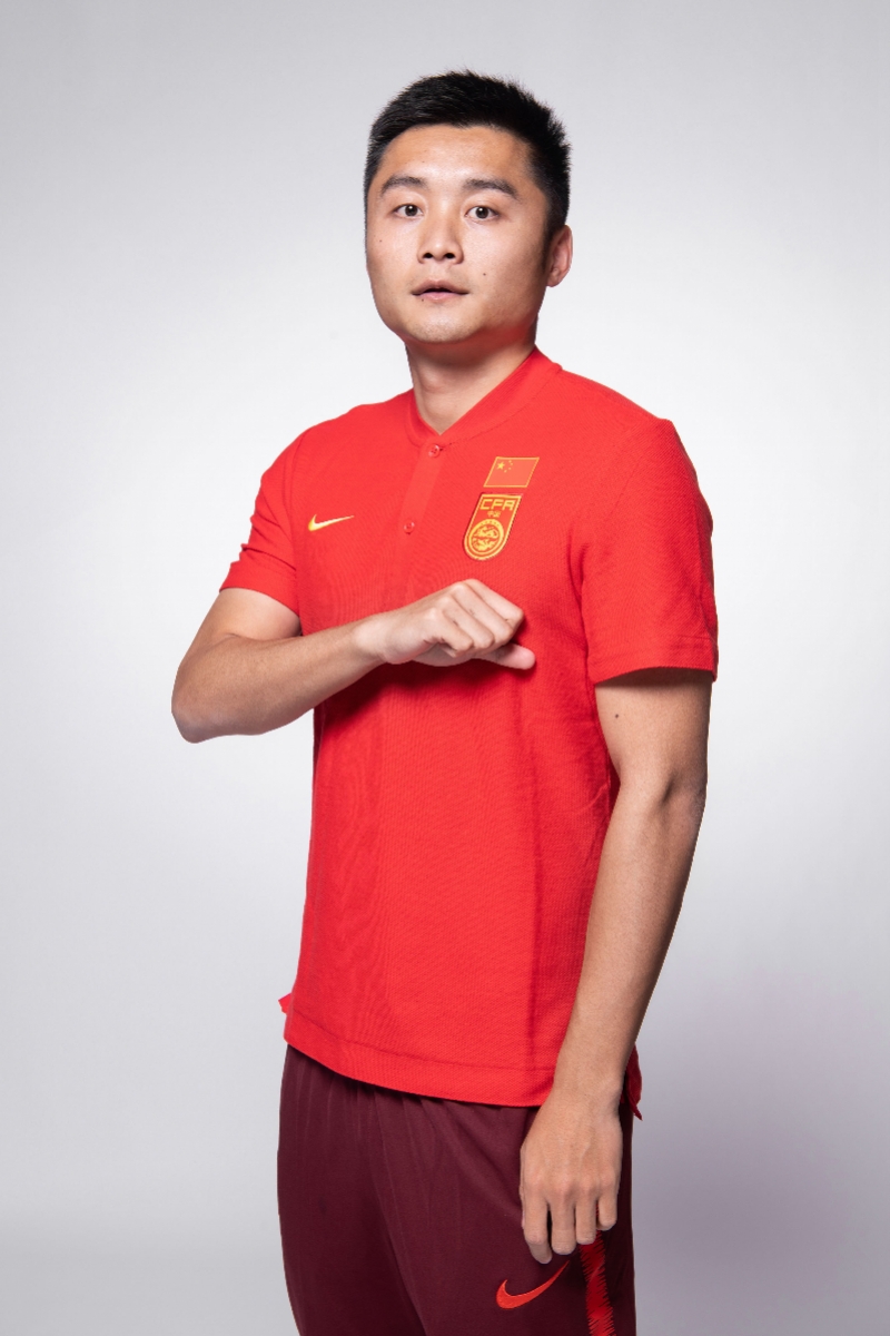 武汉卓尔李行在外面漂了三个月最怀念的是武汉主场球迷的热情