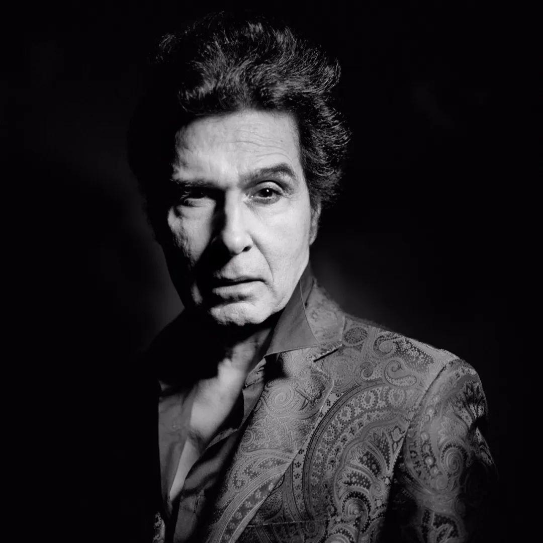 阿尔贝托·加西亚·阿历克斯(alberto garcía alix)1956年生于西班牙