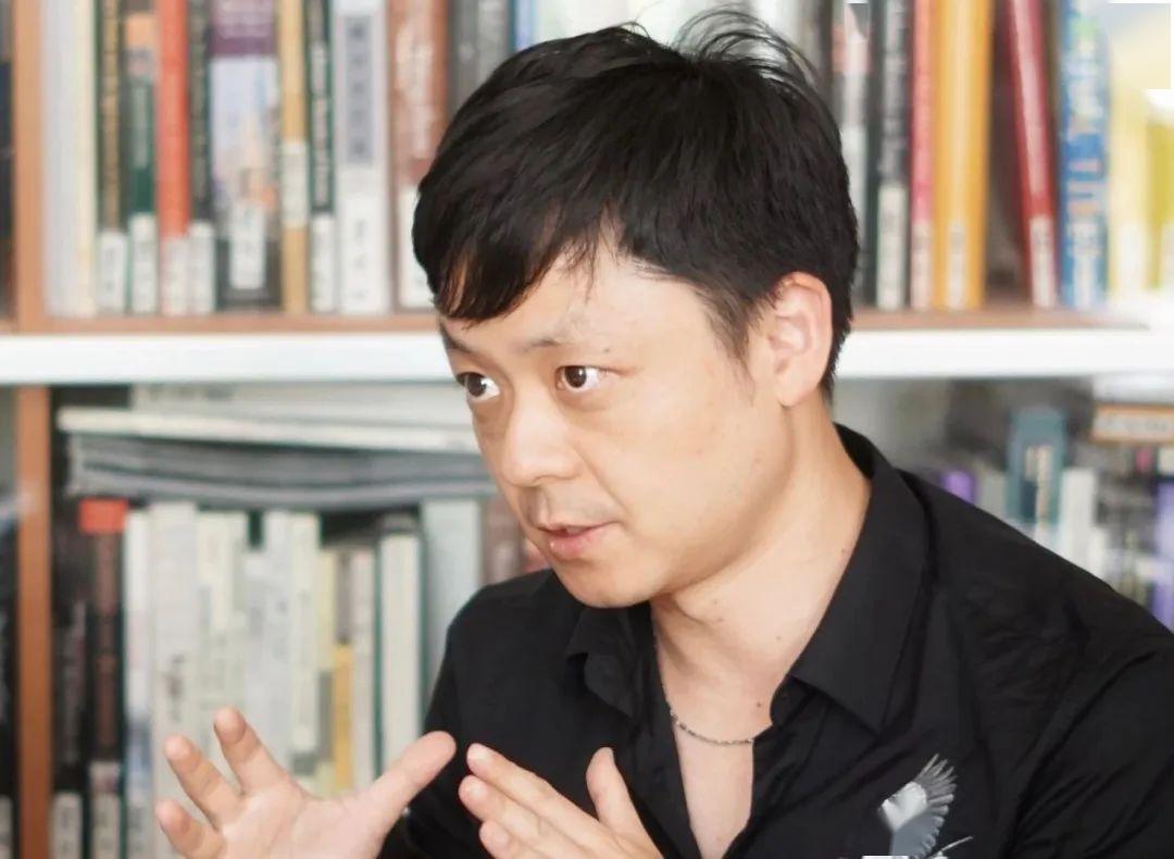 杨庆祥:后疫情时代将对人类亲密关系构成重要挑战|天涯·头条