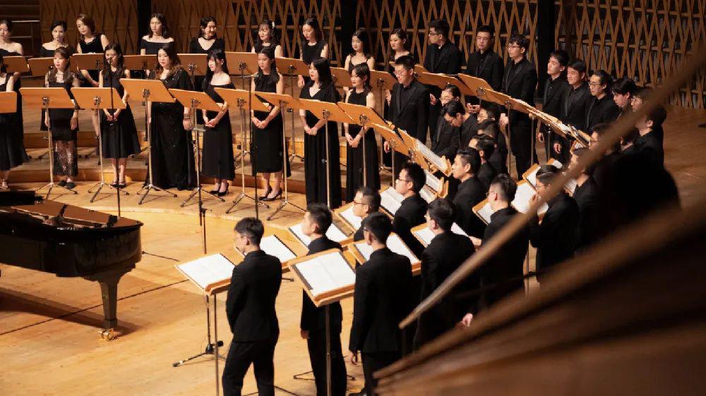 精选国内合唱团的动人乐曲这里有你的回忆吗