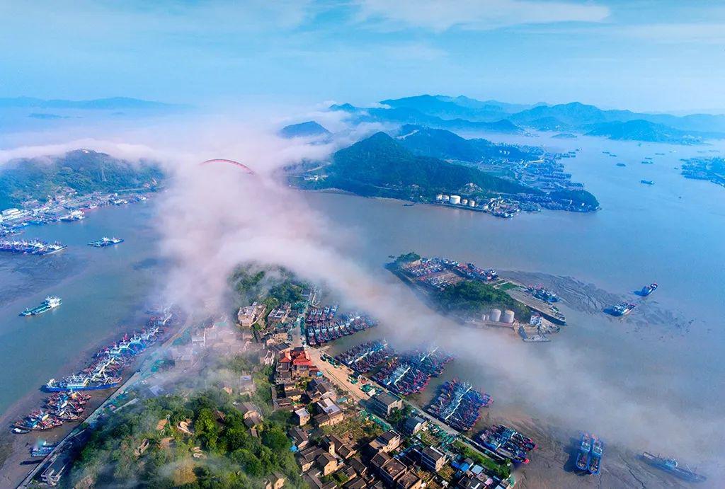 象山三面临海,海洋风情浓郁,但象山也是一个山林连绵,平原广阔的地方