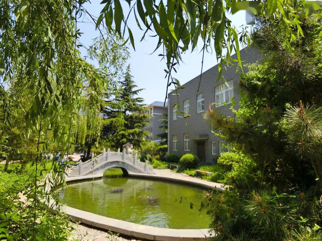 校园新闻济南一中举行高三开学疫情防控全方位模拟演练