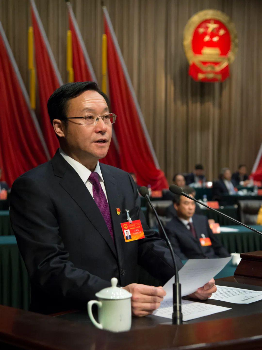 王旺盛当选赤峰市人民政府市长