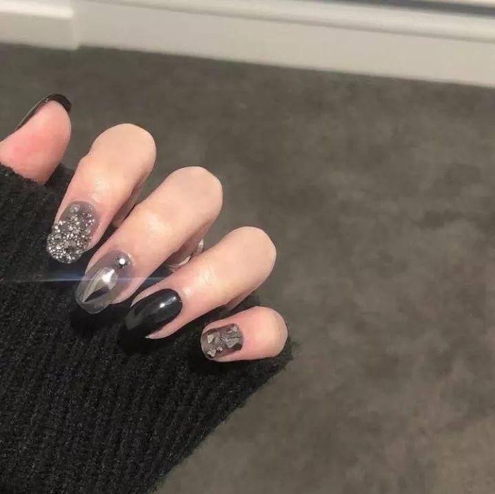 好帅黑钻美甲来啦