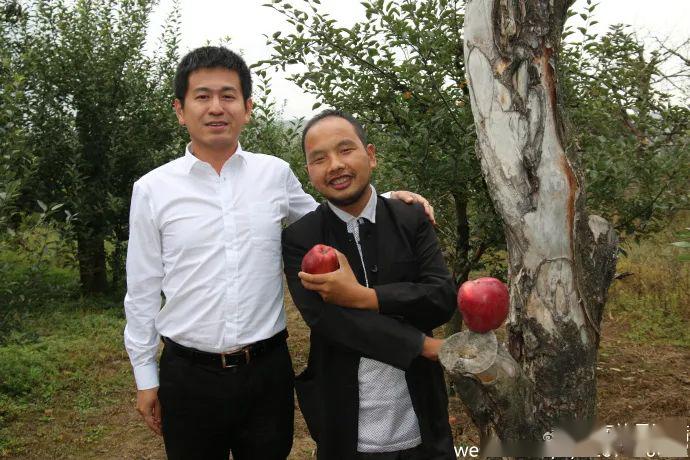 主动要求从中组部到条件艰苦地方任职的"80后",拟晋升_潘喆