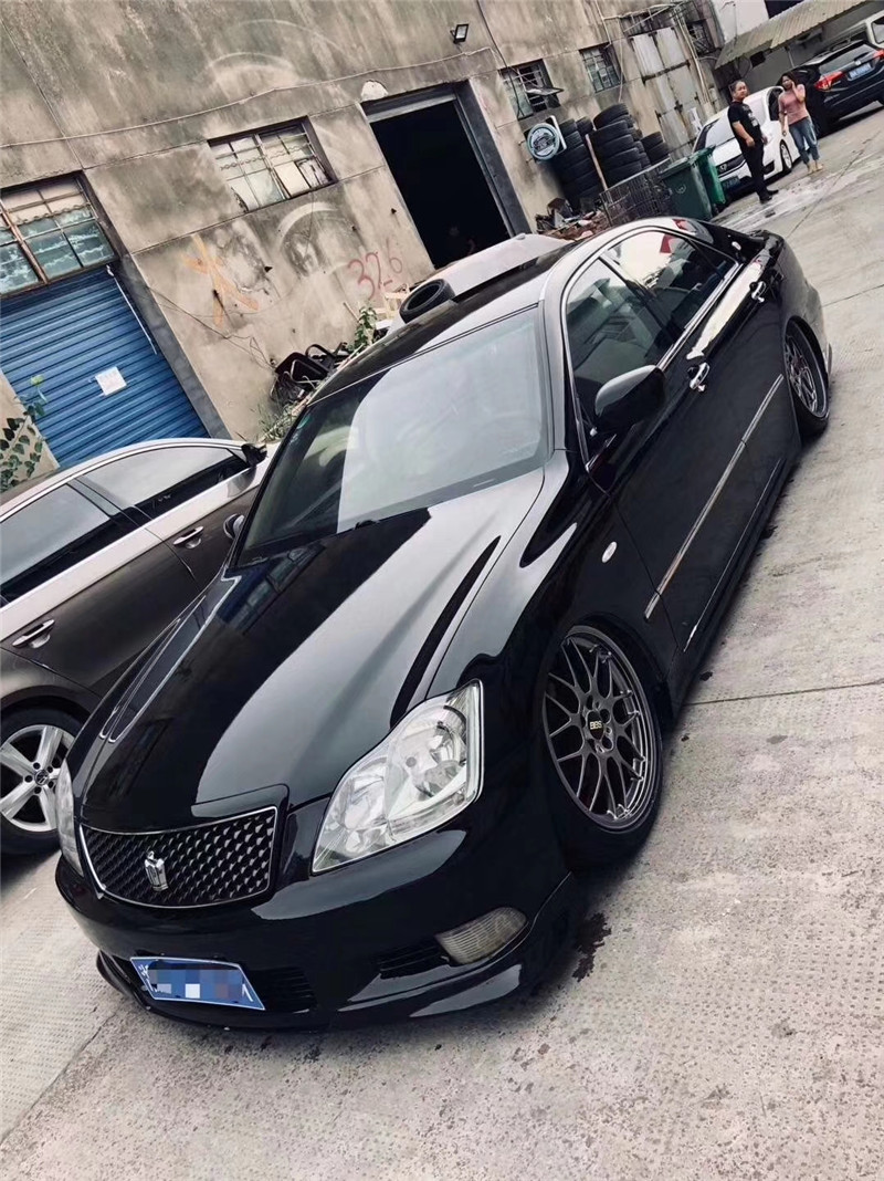 丰田皇冠改装案例airbft气动避震安装低趴效果展示