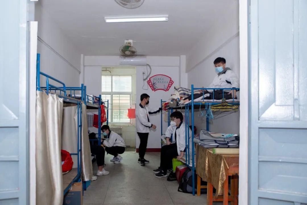 延平中学高三复学一周记!愿在满墙苍绿时,他们旗开得胜!