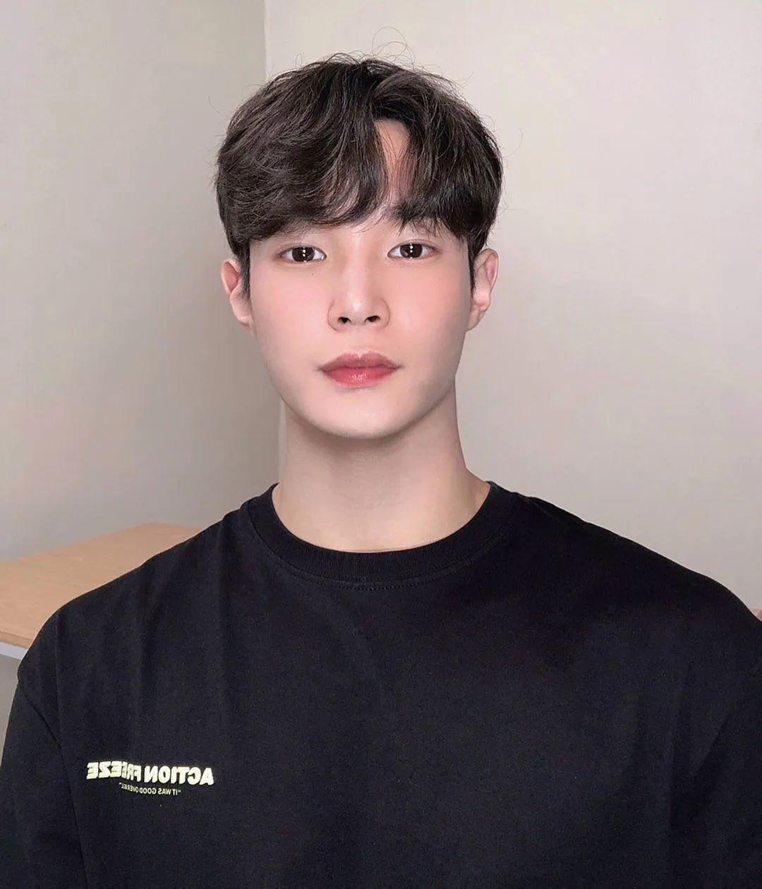 我打赌这款括号刘海烫2020年最火