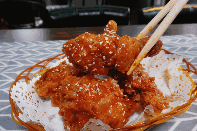 亿品佰艺正宗韩式炸鸡,让你的开店梦有个高起点!