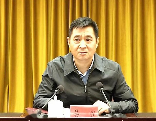副县长南选智,副县长薛克学,史志国,稷山经济开发区管委会主任郝冰