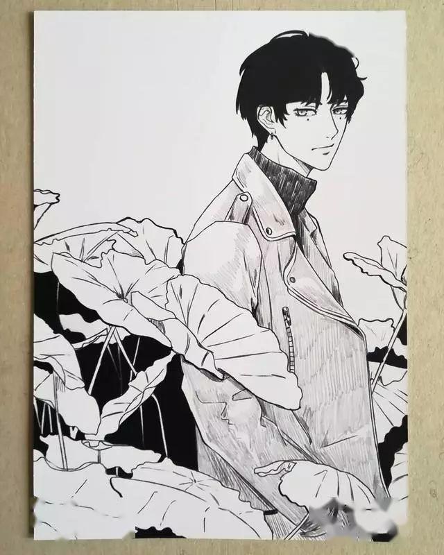 帅气男生动漫手绘黑白单色线稿这样画效果出众