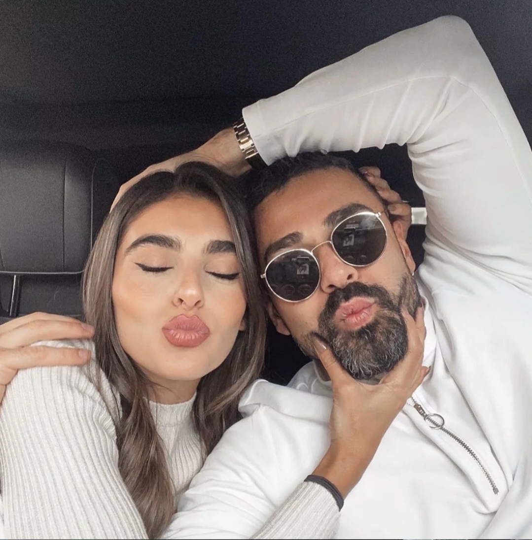 欧美情侣头像你的任性要配的上你的努力