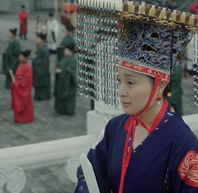 原创清平乐太后刘娥穿衮服祭祀除了官家满朝文武没人知道理由