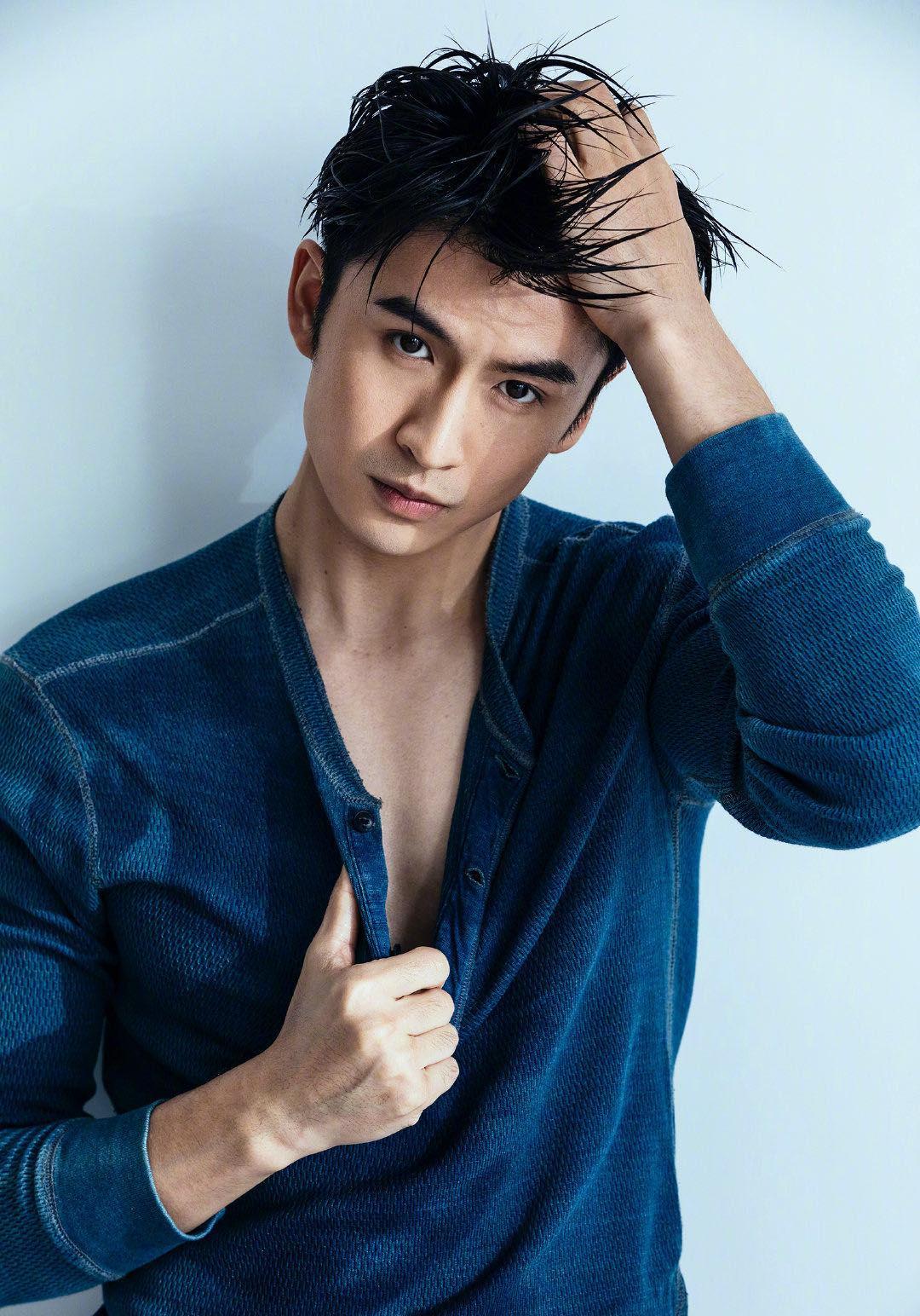 鹿晗银色头发写真-鹿晗头发染的什么颜色-鹿晗粉红色头发图片(15p)