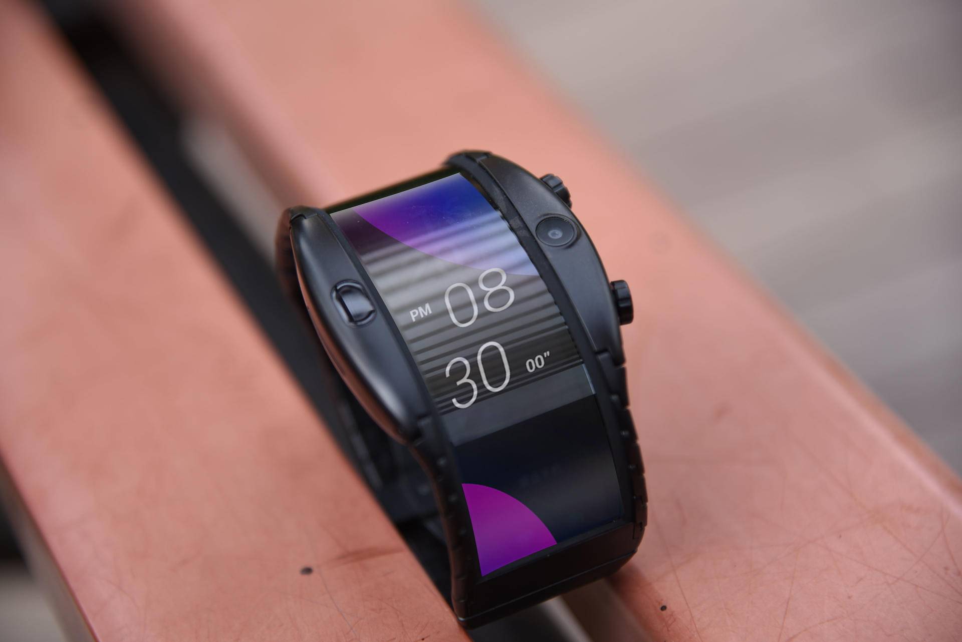 努比亚阿尔法评测领先一步是疯狂但却是未来的方向