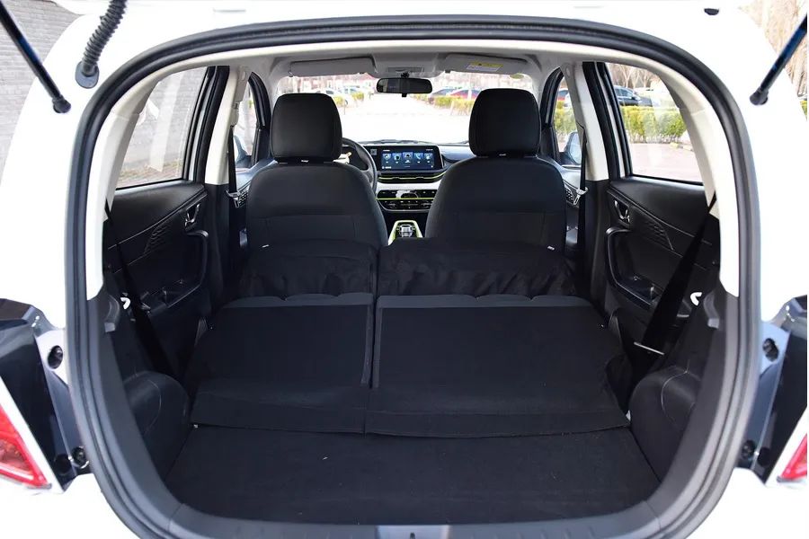 补贴后698万起标配双1025英寸大屏长安新能源奔奔estar正式上市