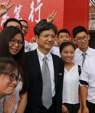 浙大网红教授郑强的耿直婚姻观一语道破了婚姻的本质