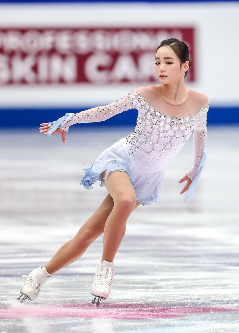 金妍儿之后韩国最强花滑女选手没比完赛就泪流满面的林妹妹