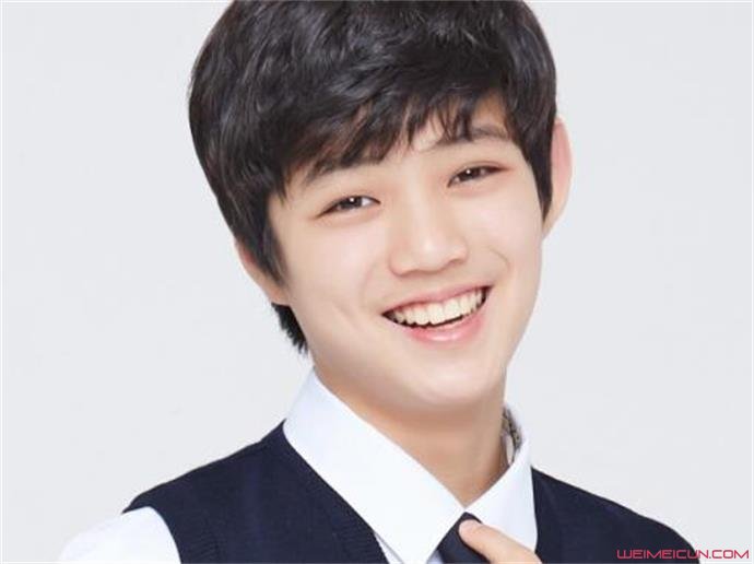 原创夫妻的世界李俊英谁演的饰演者资料以及出道背景大起底