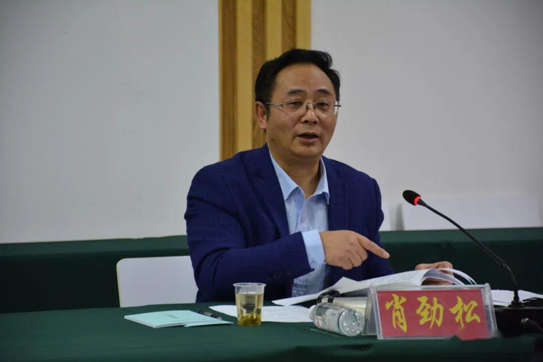 省教育厅到册亨县开展冲刺90天打赢脱贫攻坚教育保障