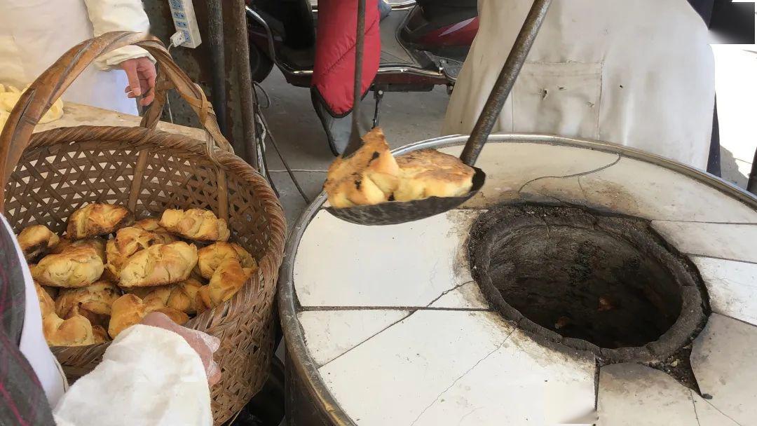 每天凌晨四点诞生在高桥老街的六角铮铮