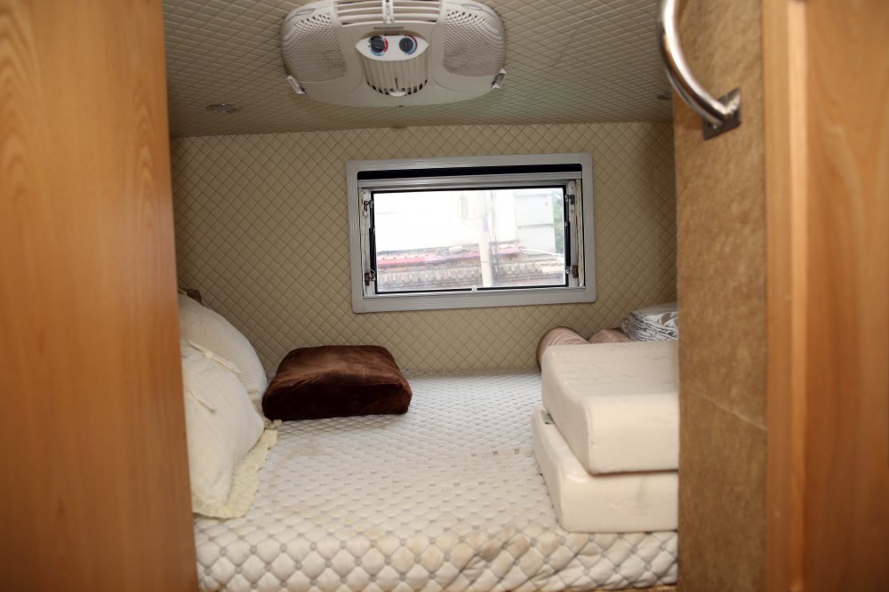 「房车欣赏」8米越野房车内部另有乾坤,十方缥缈昆仑扬鞭就在眼前