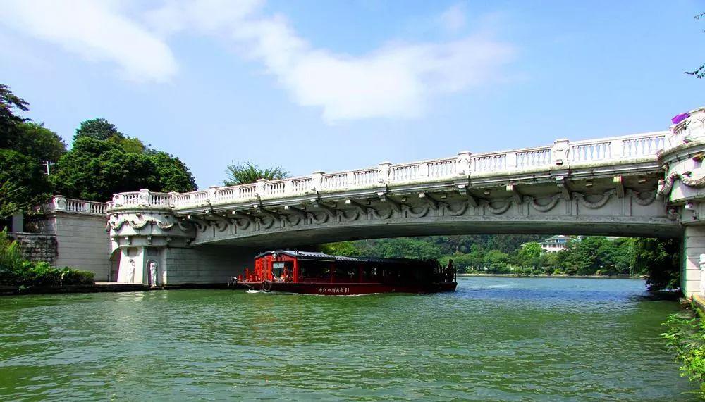 丽泽桥夜 景 美蓦然回首,那人正在灯火阑珊处桂林的夜是沸腾着的温柔