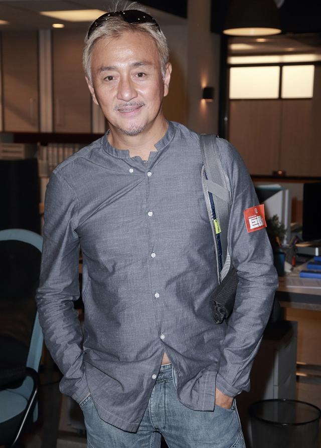 原创60岁吴岱融为tvb拍戏自掏10万住酒店无报销片酬全用支付住宿费