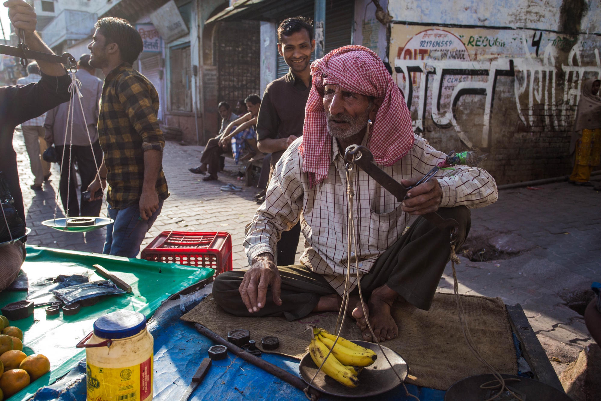 原创直击印度封城后的穷人生活